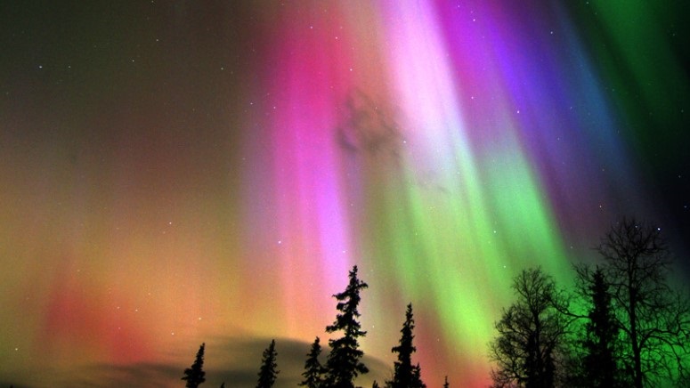 Plan Northern Lights Holidays